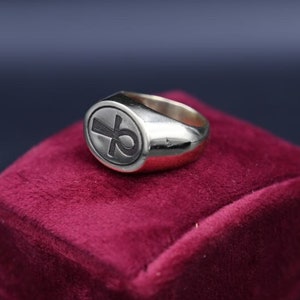 Key of life ring-A ring from the ancient Egyptian kingdom-amazing Ring the symbol of good luck-good life-ancient Egyptian ornament-mythology