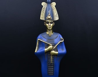 Estatua de Osiris: Dios egipcio del inframundo, escultura de piedra de la mitología antigua