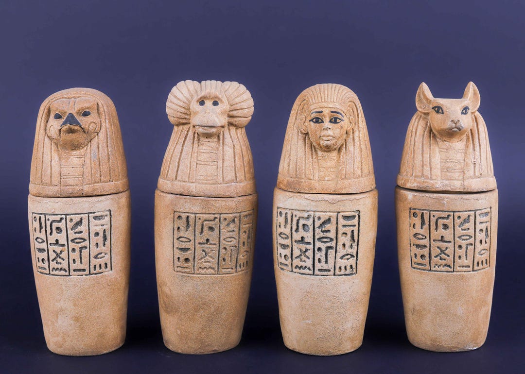 手彫りの石製カノプス壺セット：古代エジプトの装飾 - Etsy 日本