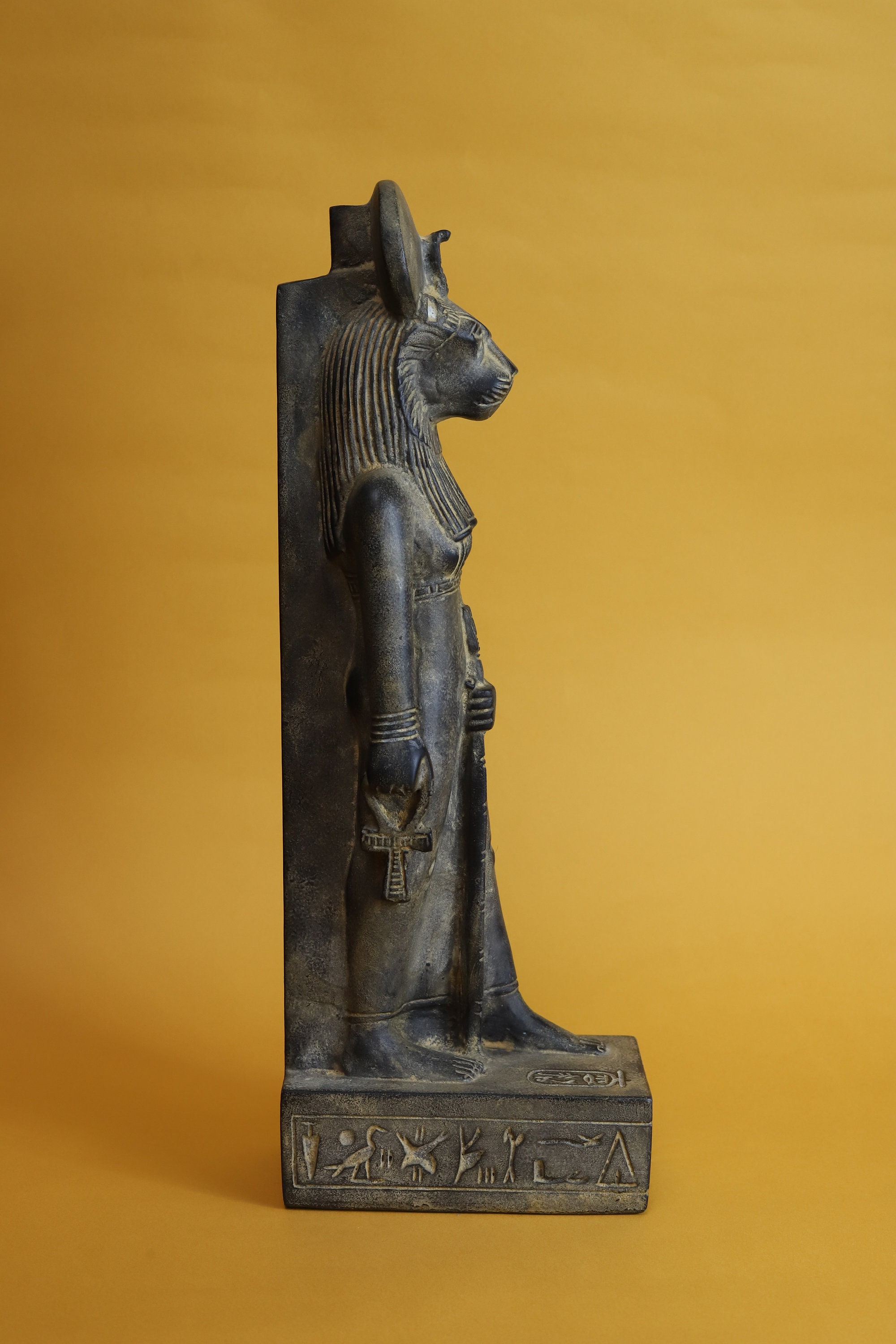 古代　エジプト　青の　ファイアンス　セクメト女神像　アミュレット　 BC300年頃　美品！