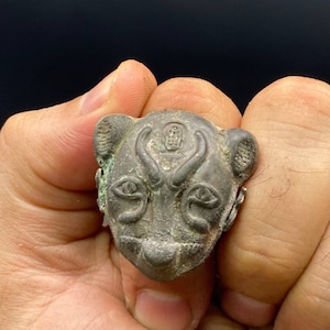Vintage Sekhmet Ring the ancient Egyptian goddess of war,power in the ancient Egyptian religion,mythology sculpture Egyptian replica stuf
