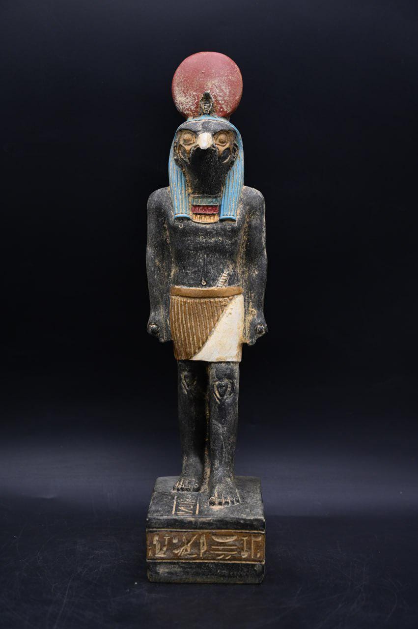 古代エジプトのホルス像：手彫りの石像 - Etsy 日本