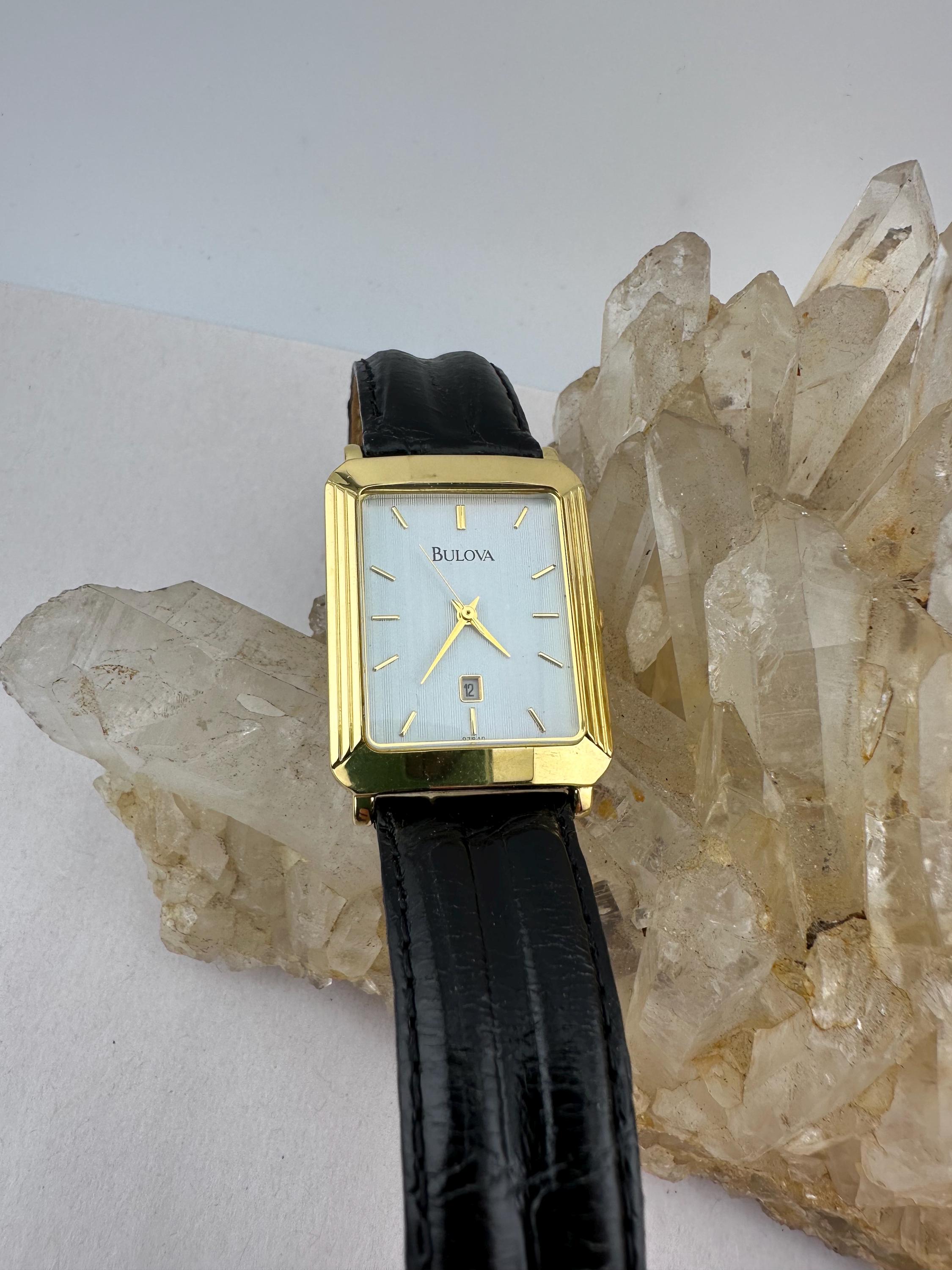 Vintage Tank Bulova - Etsy