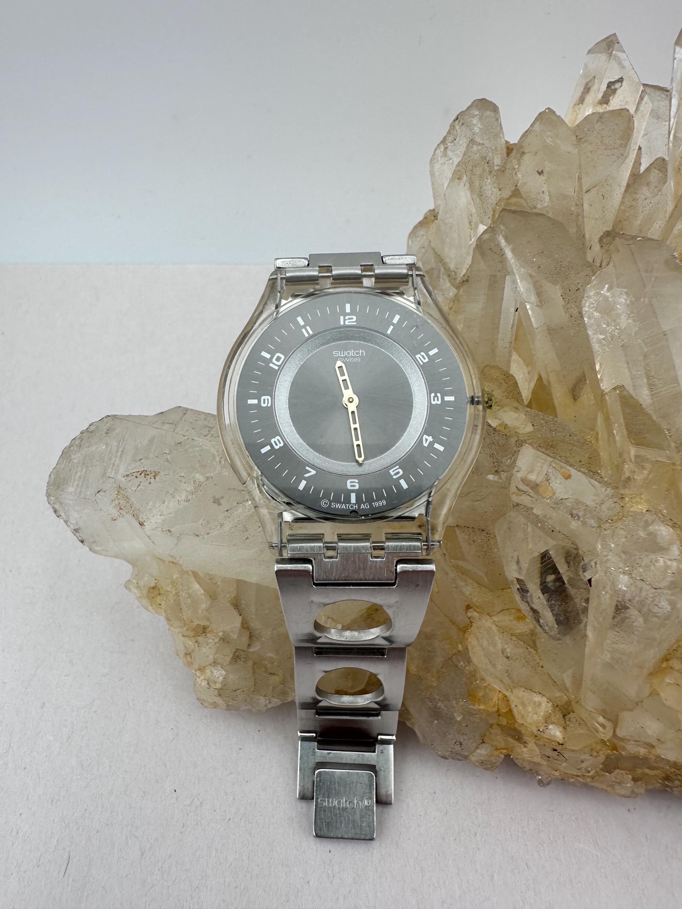 Women Swatch AG 1999 Quartz WR Analog 35mm Dial Causal Round Watch (G426) Swatch Vintage AG 1999 Wrist Watch Quartz Swiss Made White  main image 3