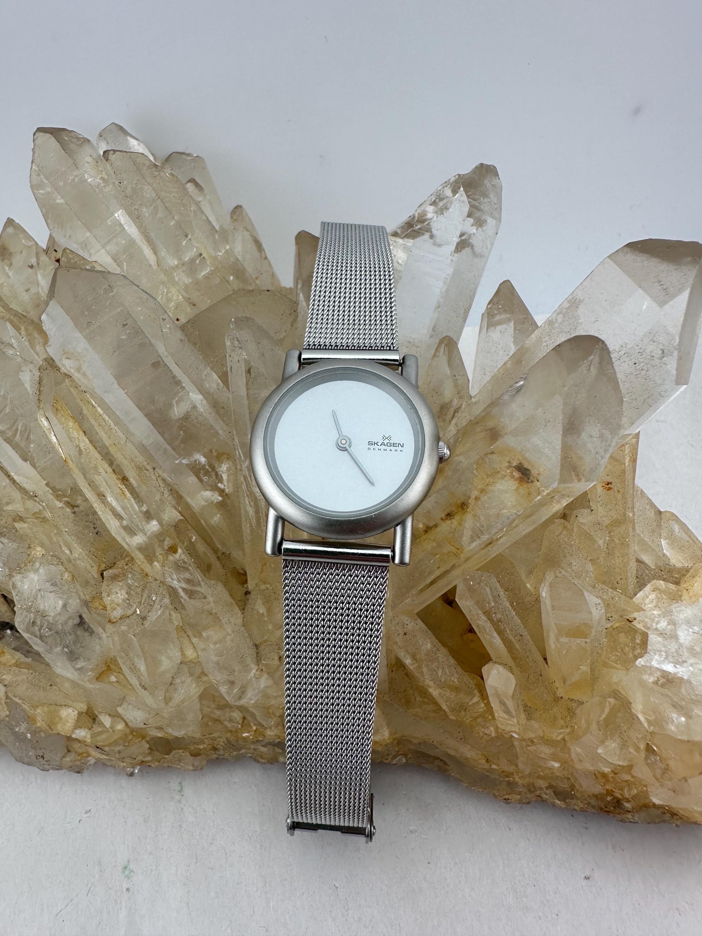 Vintage Skagen Womens Watch - Etsy Denmark display picture 1