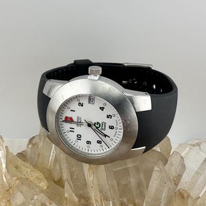 Victorinox Swiss Army Peak series watch with Green Guard Logo New Battery image 7
