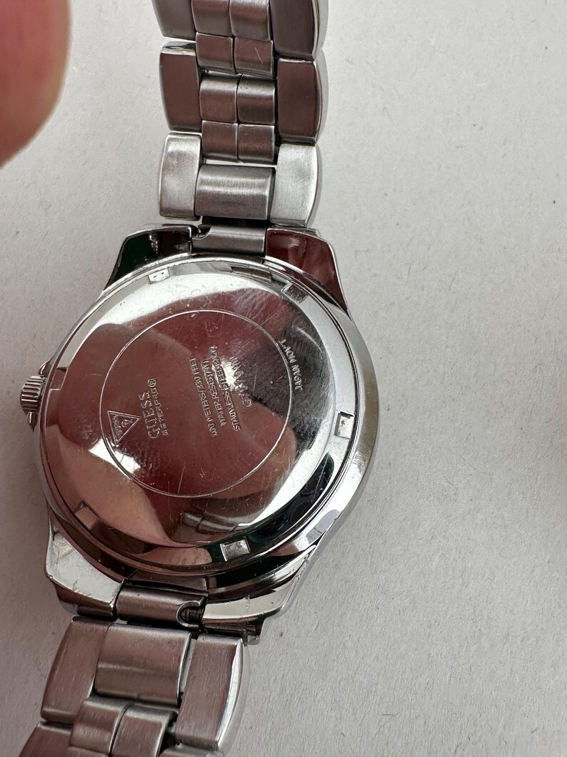 Guess Waterpro Ladies Watch: Pink Dial, Rhinestone Bezel, 100M Water Resistance image 7