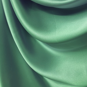 Jungle Green 100% Pure Mulberry Silk Fabric 19 momme Silk By The Yard