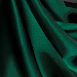 Hunter Green 100% Pure Mulberry Silk Fabric 19 momme Silk By The Yard