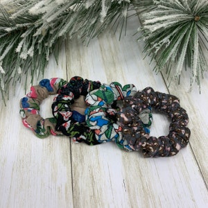 Country style 4-Pack Skinny Scrunchies. Soft cotton ponytail holders. Thin hair scrunchies. Handmade hair elastics. Ships fast.