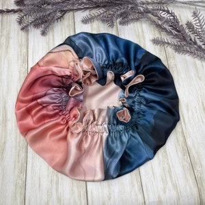 Reversible 100% pure silk bonnet Navy blue and blush tie dye double layer 19 Momme 6A grade mulberry silk bonnet for hair protection