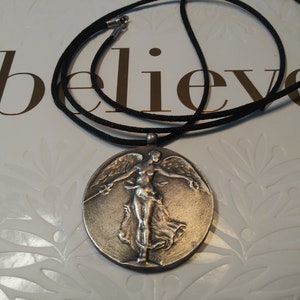Guardian angel of peace