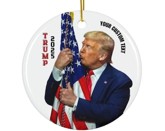 ドナルド・トランプがアメリカ国旗のガラス製クリスマスオーナメントに