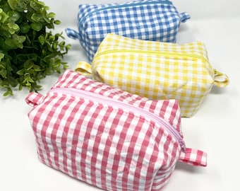 Quilted Blue Gingham Makeup Bag, Essential Travel Pouch on the Go, White Lining Pouch, Skincare and Cosmetic Puffy Carry All Gift for Her - Etsy Quilted Blue Gingham Makeup Bag, Essential Travel Pouch on the Go, White Lining Pouch, Skincare and Cosmetic Puffy Carry All Gift for Her - Etsy