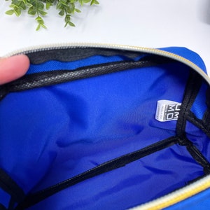 Toiletry bag Fully lined inside