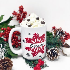 Tazza di Natale personalizzata, tazza di cioccolata calda, tazza personalizzata con fiocco di neve, tazza di caffè con nome personalizzato, regalo segreto di Babbo Natale, regalo per collega