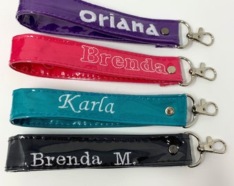 Personalized keychain with names, Party gift favor for girl, Custom teacher appreciation gifts, Key fob wristlet,Name tags, Gift under 10