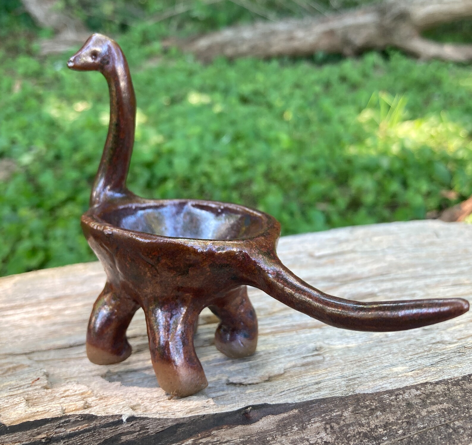 dinosaur with bowl head
