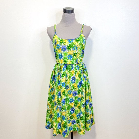 Retro Flower Dress - image 1