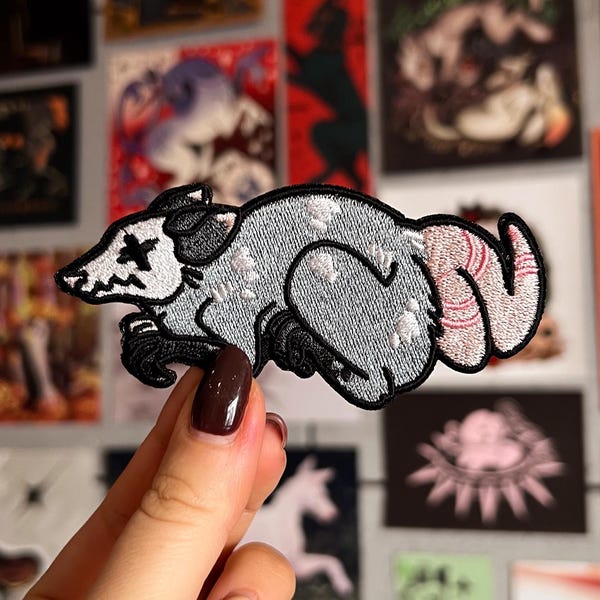 Opossum Embroidered Patch - Grunge gremlincore accessory