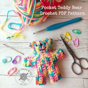 Modello all&#39;uncinetto PDF Pocket Teddy Bear - Ottimo per principianti, modello mini orso, tutorial all&#39;uncinetto, giocattolo per l&#39;ansia, orsetto di beneficenza per traumi