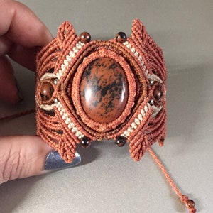Micro macramé bracelet