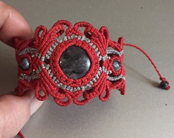 Pulsera micro macramé