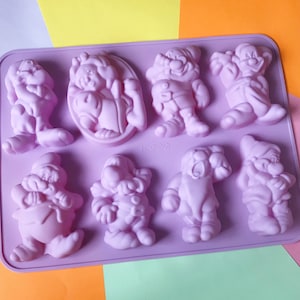 LARGE snow white and the seven dwarfs Silicone Soap Mold - 8 cavities - soap mold flower silicone molds plaster mold Ice mold silicone mold