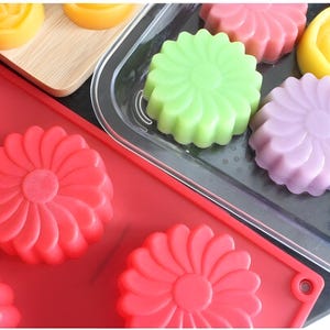 Windmills Flower Silicone Soap Mold - 6 cavities - Circle soap mold silicone molds plaster mold Ice mold silicone mold chocolate mold