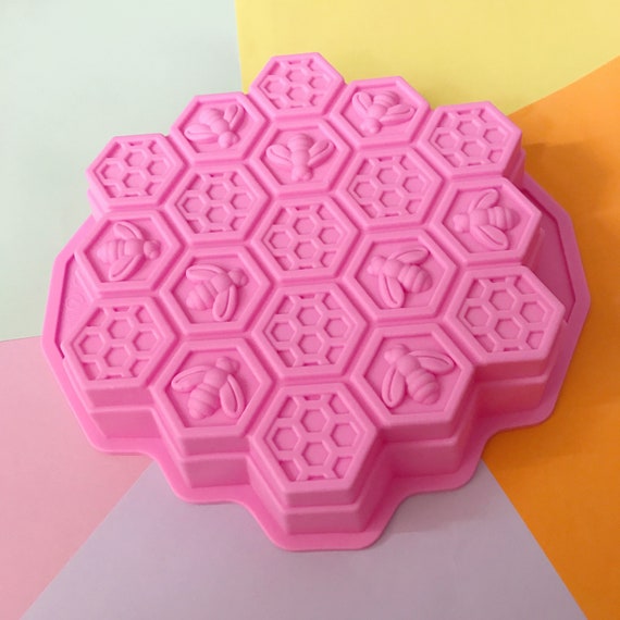 6 Bee-shaped Silicone Soap Molds, Oval Handmade Soap Silicone Molds,  Flowers and Honeycomb-shaped DIY Cake Molds, Baking Molds