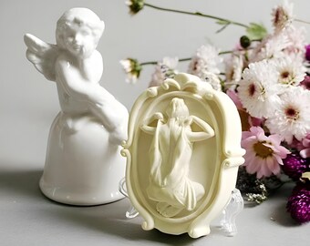 Lady Back Silicone Mold - 1 cavities - Lady back silicone molds plaster mold chocolate mold moon candle mold moon soap mold oval soap mold