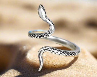 Silver Snake Ring, Serpent Band, Adjustable, boho pinky ring, Gothic Animal jewelry