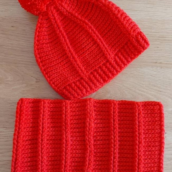 Ensemble bonnet snood rouge bien chaud  2 à 4 ans crochet