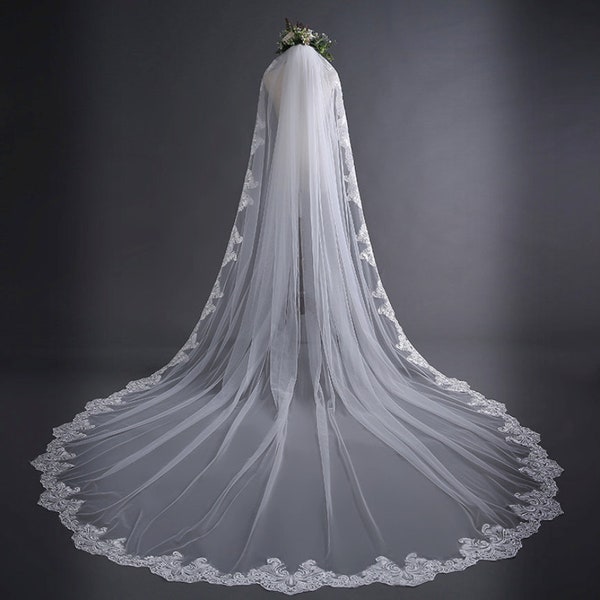 Cathedral Veil With Lace Edge main image 1