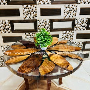 Acacia Wood & Epoxy Resin Coffee Table – Artistic Flower Pattern, Stylish Home Decor for Lounge Spaces, Ideal Gift for Home Lovers