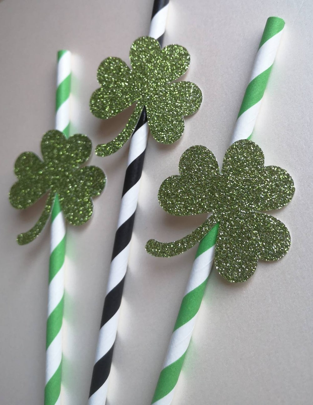 St. Patrick'S Day Saint Patrick'S Day Shamrock Three Leaf Feast Of Saint Patrick St. Patrick'S Day Paper Straws Drinking Straws Moderndaydecors