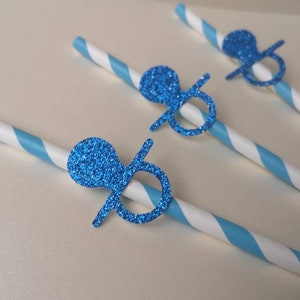 het is een jongen * Babyshower * Rietjes * Geslacht gedetecteerd * Nieuwe baby * Rietjes 1e verjaardag * Gender-onthullingsfeestje * Babyshower voor jongens * Aanstaande moeder *