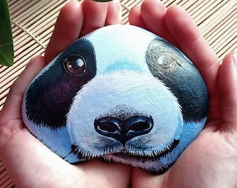 Panda animal portrait art stone painting hand-painted stone refined with acrylic paints and varnish