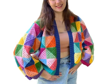 Cardigan colorato all'uncinetto fatto a mano / Holi