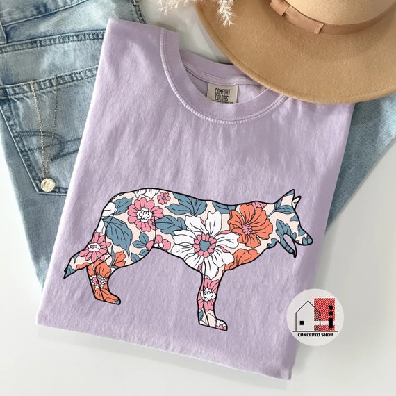 Comfort Colors German Shepherd T-Shirt: Wildflower Dog Mom Tee