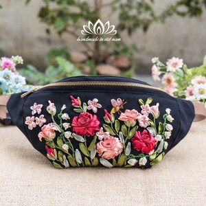 Set of hats and waist bags, Hats and waist bag embroidered with rose, wedding gift, travel