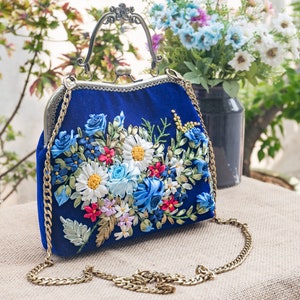 Embroidered Handbag Shoulder Bag Ribbon Embroidery Great Quality Unique ...