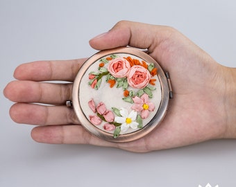 Embroidered pocket mirror | Embroidered silk ribbon | Makeup Pocket Mirror | Compact Mirrors | Bridesmaids gift