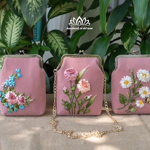 Mini-Umhängetasche, Geldbörse und Handytasche, Bändchenstickerei