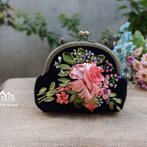 Clasp Purse for Women Embroidered Rose With Ribbon Kiss Lock Purse - Etsy
