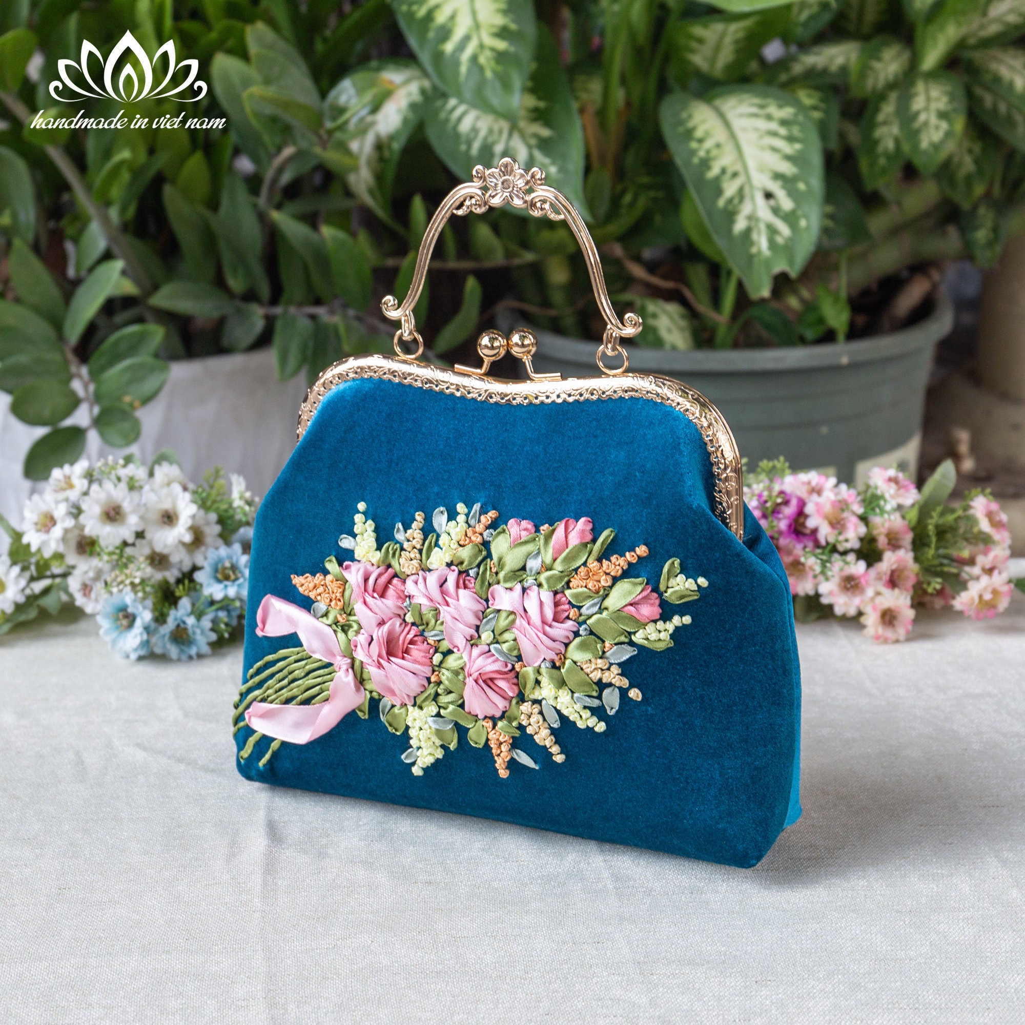 Kiss Lock Handbag | Luxurious Blue Velvet Bag | Unique Ribbon