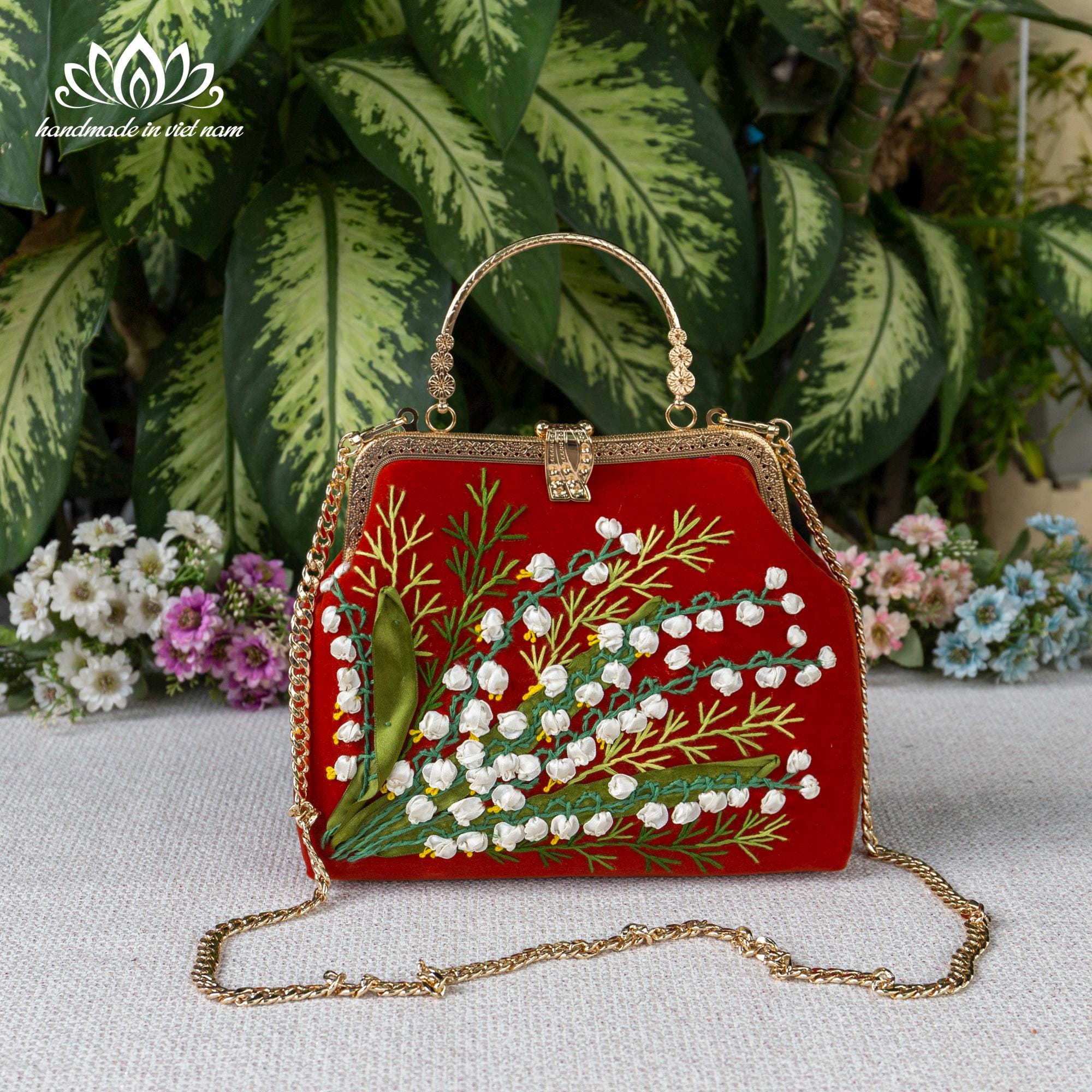 Sac bohème blanc beige,sac broderie frange pompons,sac chaine fermoir