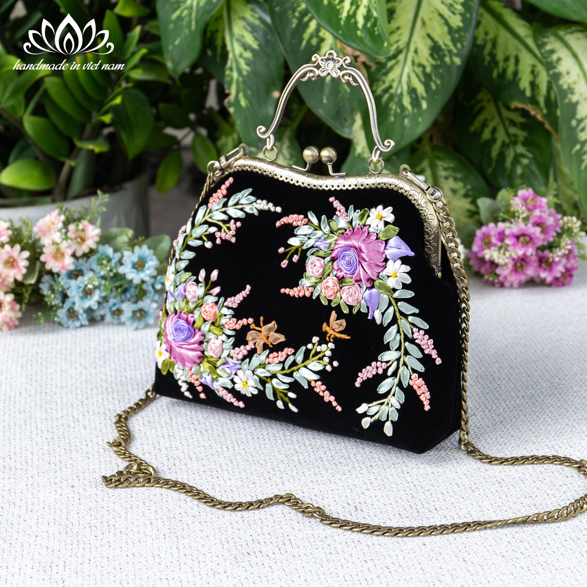Kiss Lock Handbag | Luxurious Black Velvet Bag | Unique Ribbon