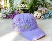 パープル ベースボールキャップ 蝶刺繍 刺繍入りラベンダーベースボールキャップ｜ユニークなリボン刺繍