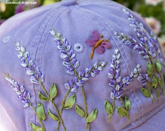 刺繍入りラベンダーベースボールキャップ｜ユニークなリボン刺繍